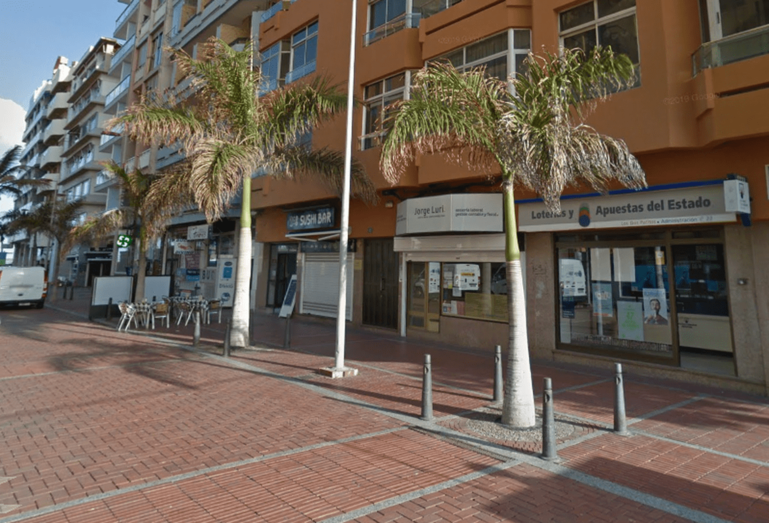 El boleto premiado por El Millón se despachó en la Administración de Loterías nÂº 22 de la capital, conocida como Los Dos Patitos (Foto Google Maps)